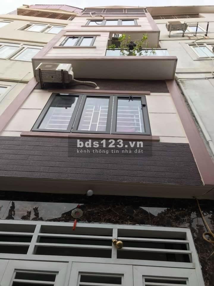 Bán nhà Phú Mỹ, Mỹ Đình Full nội thất. Dt 32m2 5T, 4pn, 4wc,10m ra oto. Giá 5,2 tỷ