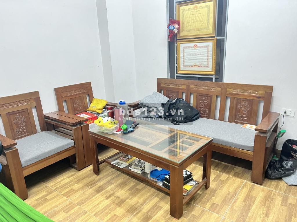 Bán nhà Phú Mỹ, Mỹ Đình Full nội thất. Dt 32m2 5T, 4pn, 4wc,10m ra oto. Giá 5,2 tỷ