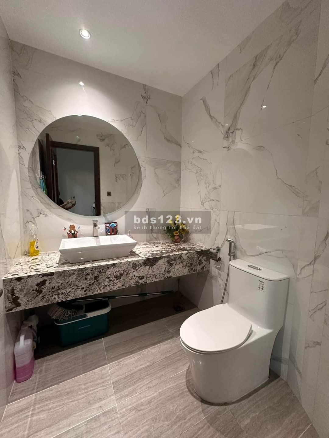 Chia sẻ Văn phòng cho thuê 60m2 tại Quận 1