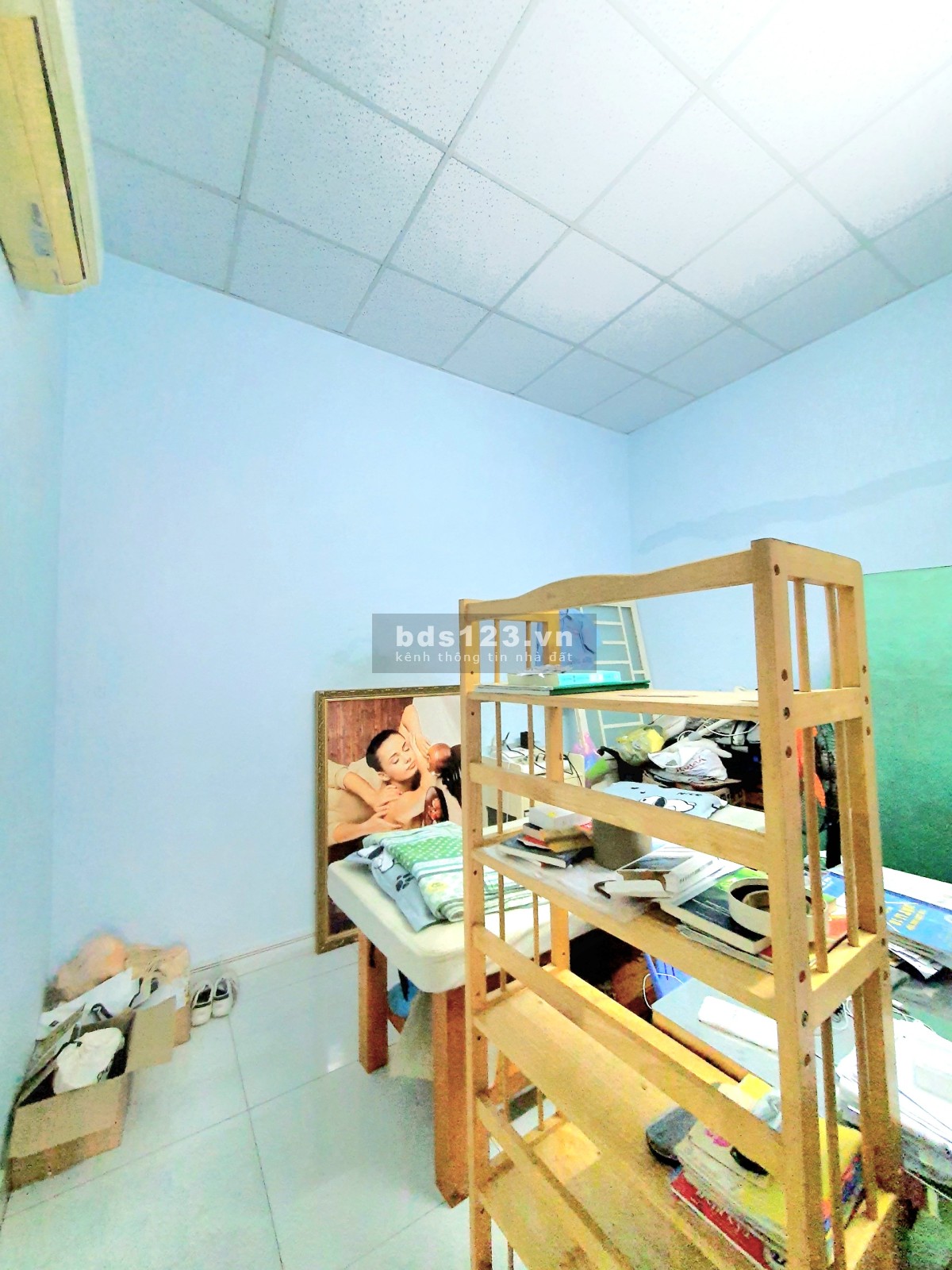Bán nhà MT đường Sơn Cang, Phường 12, Q.Tân Bình. Dt 4x9.5m. Đúc 2 lầu 4pn, 3wc nhà còn mới ở ngay