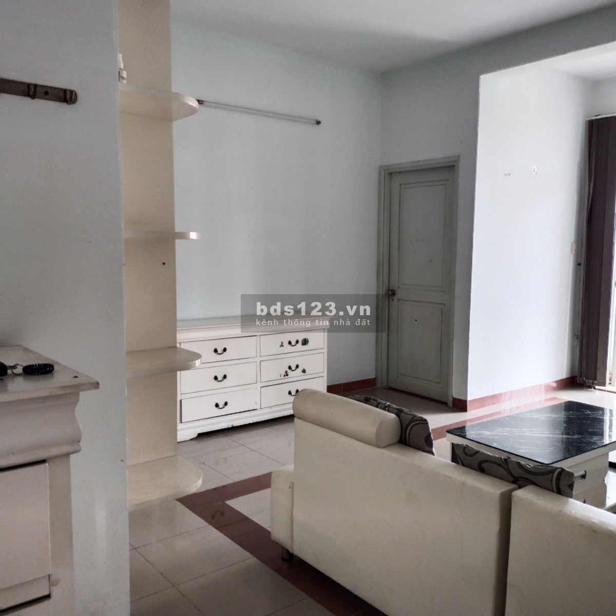 Cần bán căn hộ 65.9m2 tầng 4 C/C 312 Lạc Long Quân Q11