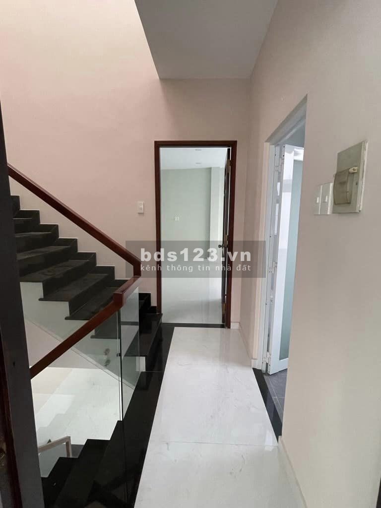 Bán nhà Thành Mỹ Tân Bình, 2 mặt HXH 90M, 3 tầng, 4PN 3WC, 10.4 tỷ