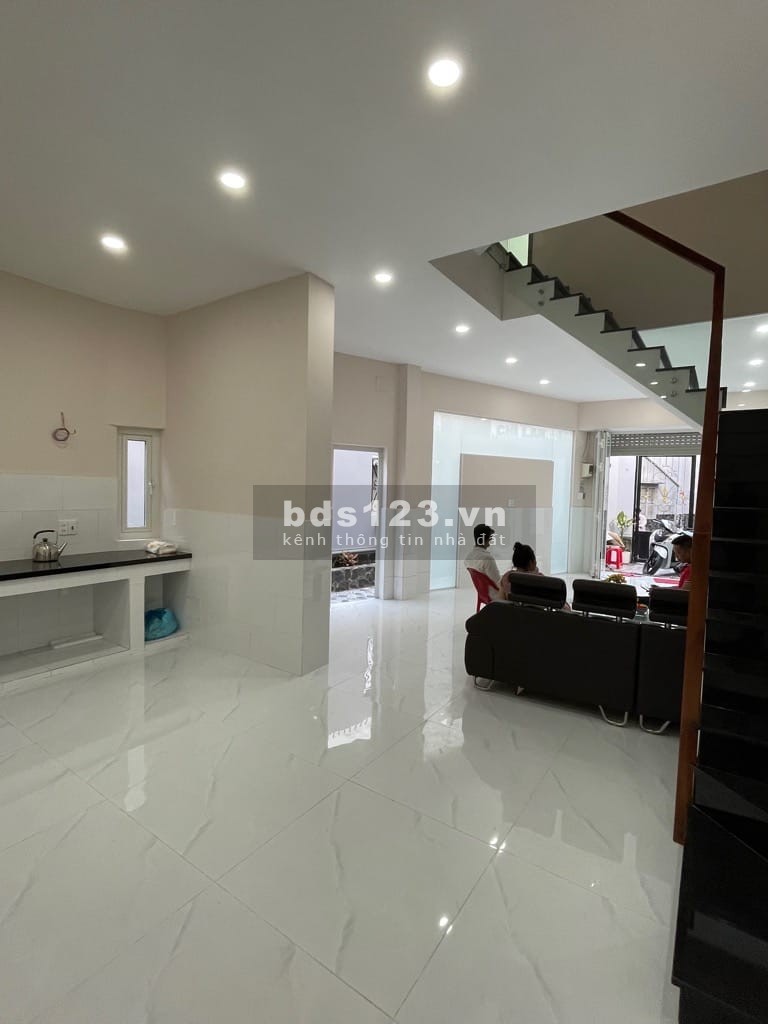 Bán nhà Thành Mỹ Tân Bình, 2 mặt HXH 90M, 3 tầng, 4PN 3WC, 10.4 tỷ