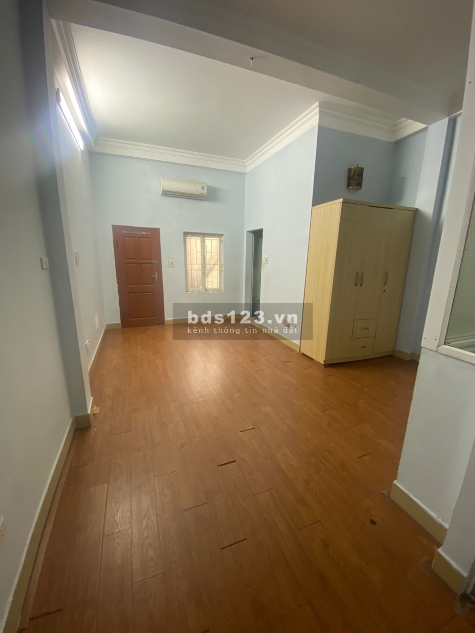 Cho thuê nhà 4 tầng Kim Mã, Ba Đình 30m2/sàn ngõ nông