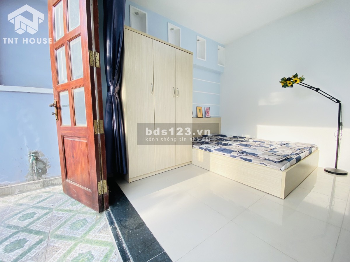 Cho thuê căn hộ studio full nội thất có ban công ở Tân Phú