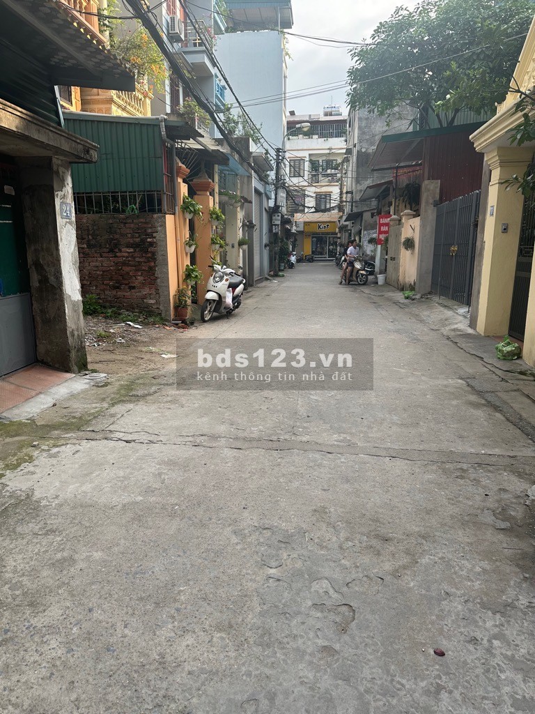 Bán đất tặng nhà Ngô gia Tự, ngõ ô tô tránh, 45m - Giá 5 tỷ