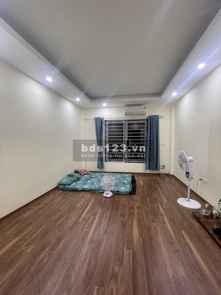 Nhà Cổ nhuế Bắc Từ Liêm, xây mới vượng cát, 30m2, 4.85 tỷ full nội thất