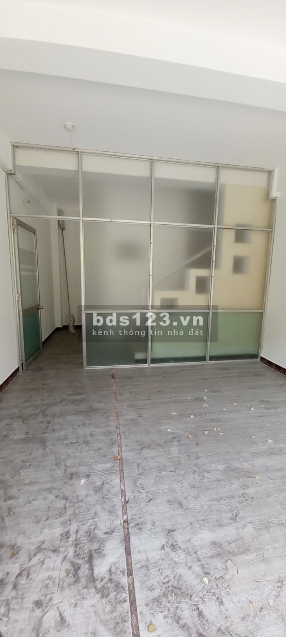 Shophouse Hoàng Diệu Q4 CC H1 50M2 chỉ 15 triệu