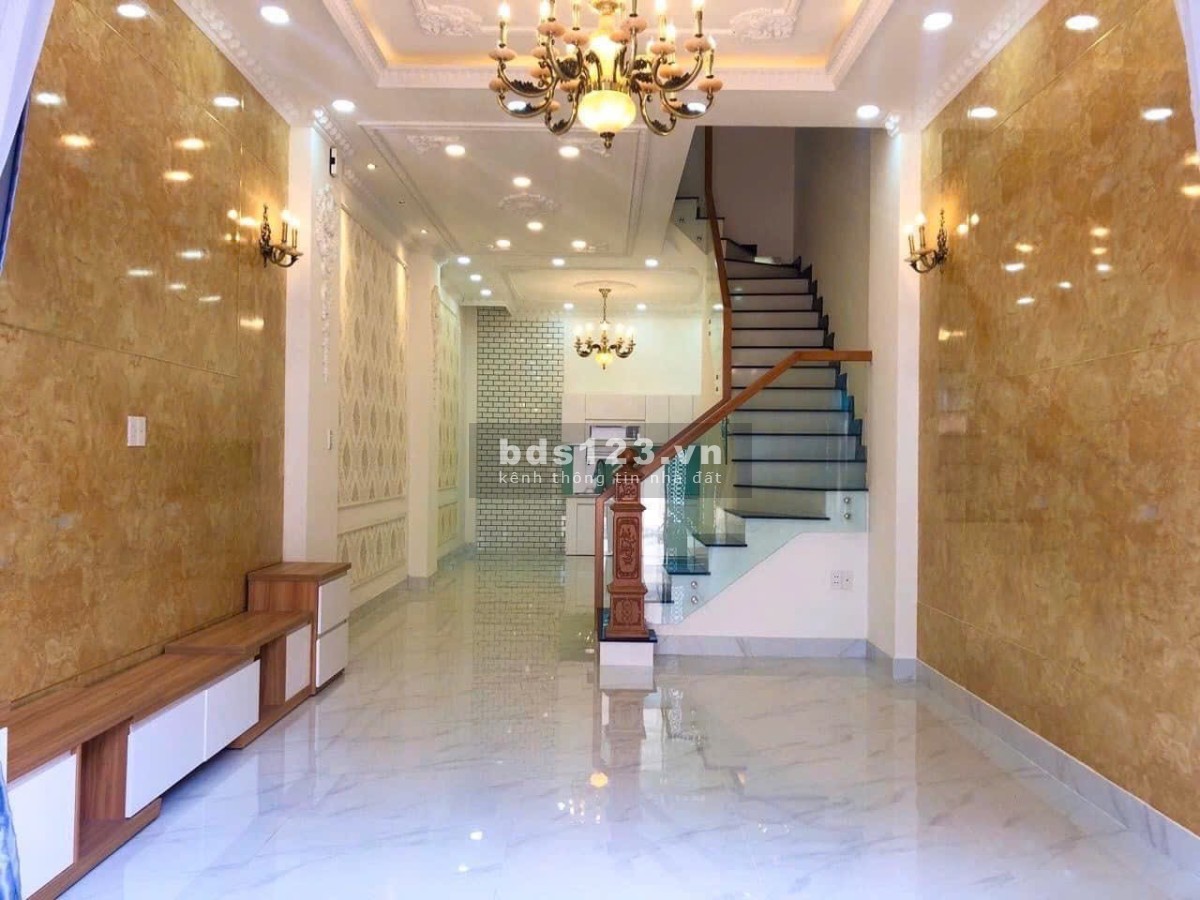 Nhà siêu đẹp, 1T2L 4PN 3WC, nội thất cơ bán. Hẻm ô tô thoáng mát ngay Linh Đông
