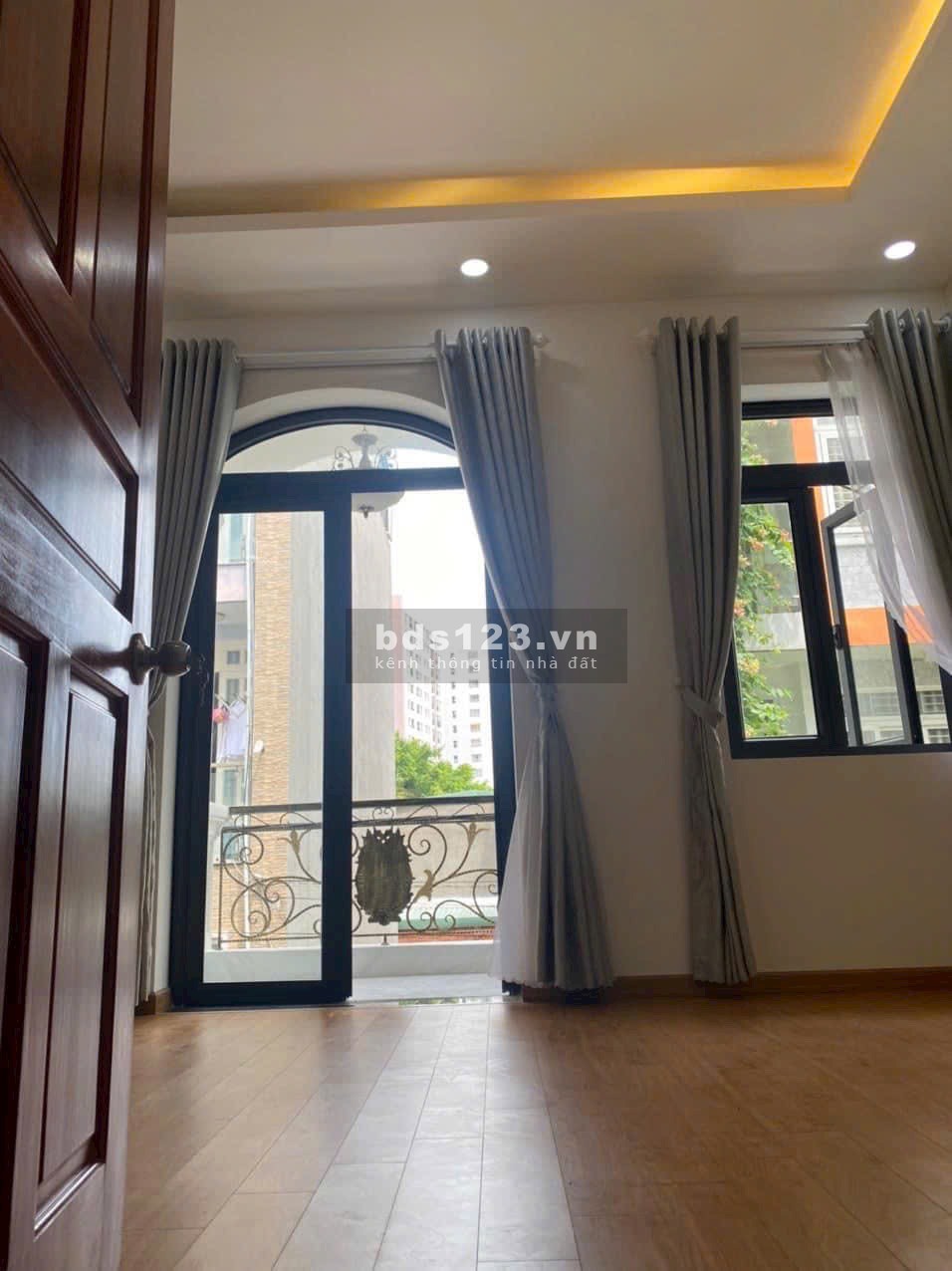 Nhà siêu đẹp, 1T2L 4PN 3WC, nội thất cơ bán. Hẻm ô tô thoáng mát ngay Linh Đông