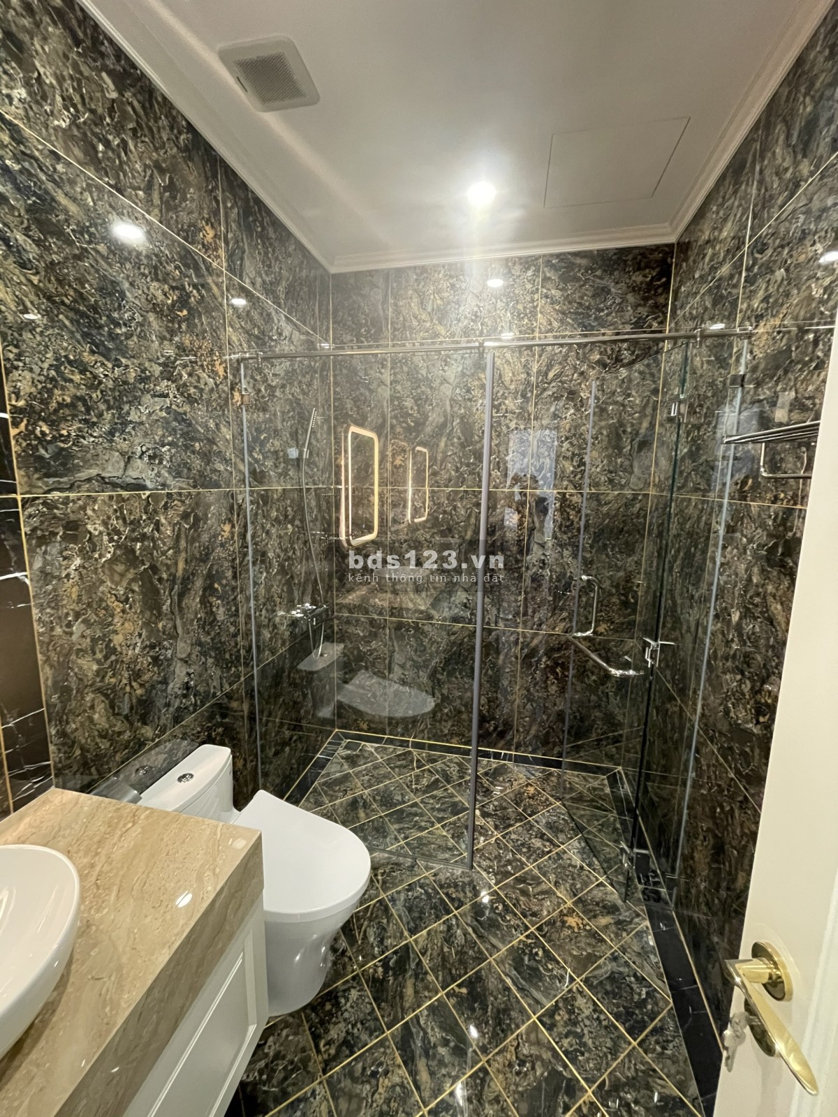 Cho thuê 2PN Sarica 120m2 - Nội thất cao cấp như hình