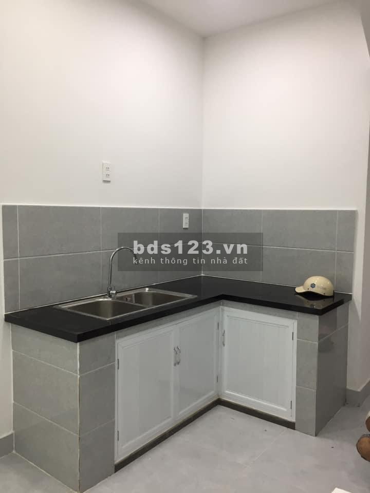 Cho thuê nhà nguyên căn tại Quận 10 - Đường Ngô Gia Tự, TP HCM.