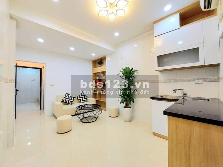 Bán Căn Hộ Phố 8 - 3, Hai Bà Trưng 35m, tầng 1, giá 1.82 tỷ.