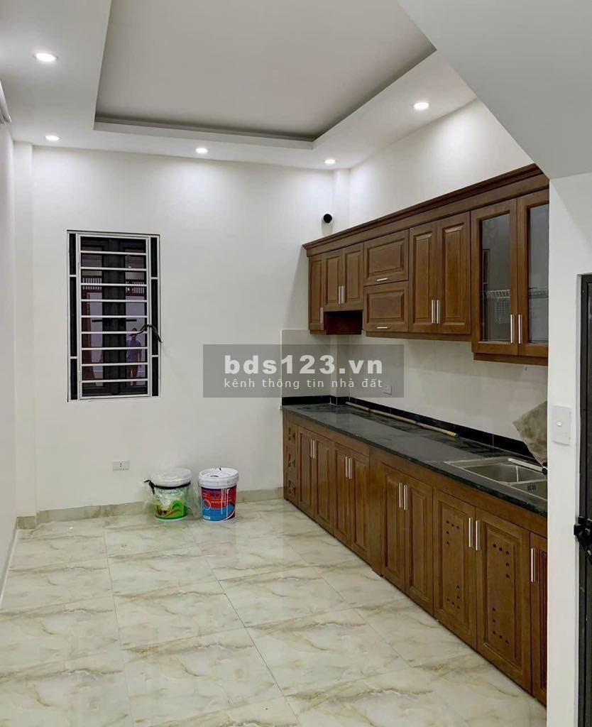Cần bán nhà Bồ Đề, 50m ra phố, dân trí cao, 36m2 với 5,1 tỷ