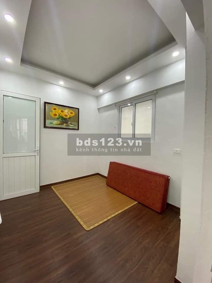 Bán Căn Chung Cư Đền Lừ, Hoàng Mai 51m, giá 2.55 tỷ.