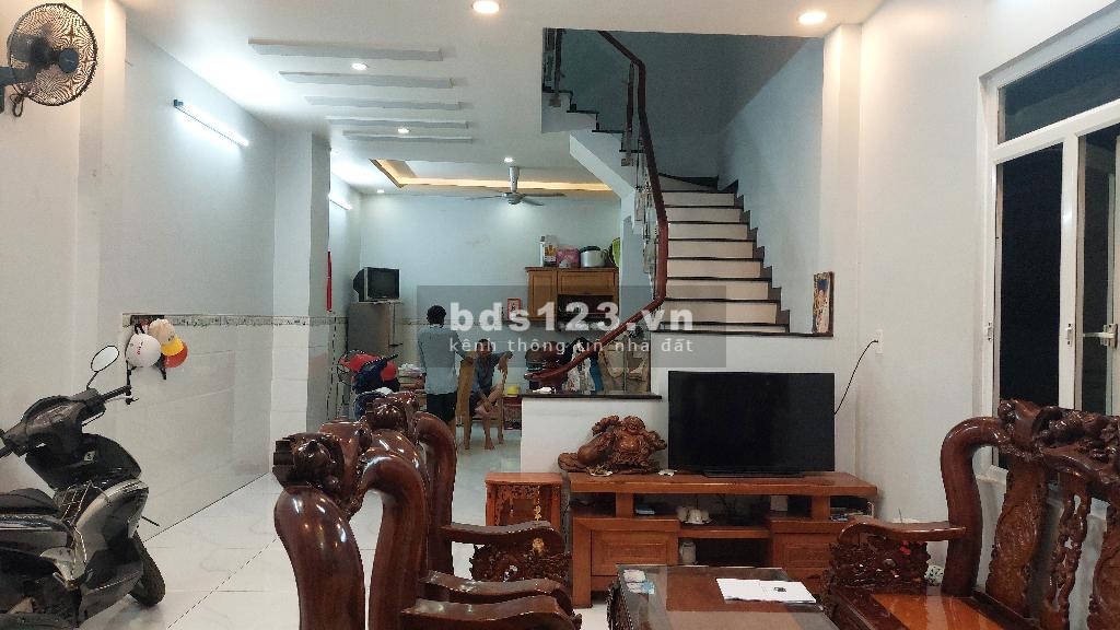 Bán nhà, HXH Phường Trường Thọ - 95M2, 3 tầng, nhỉnh 5 tỷ
