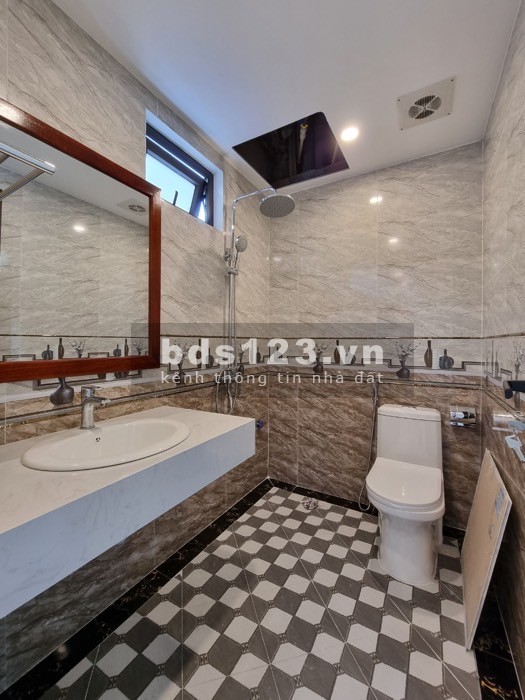 Bán nhà siêu phẩm phố Phúc Lợi lô góc 2 thoáng, nội thất long lanh 52M2, giá 3.9 tỷ