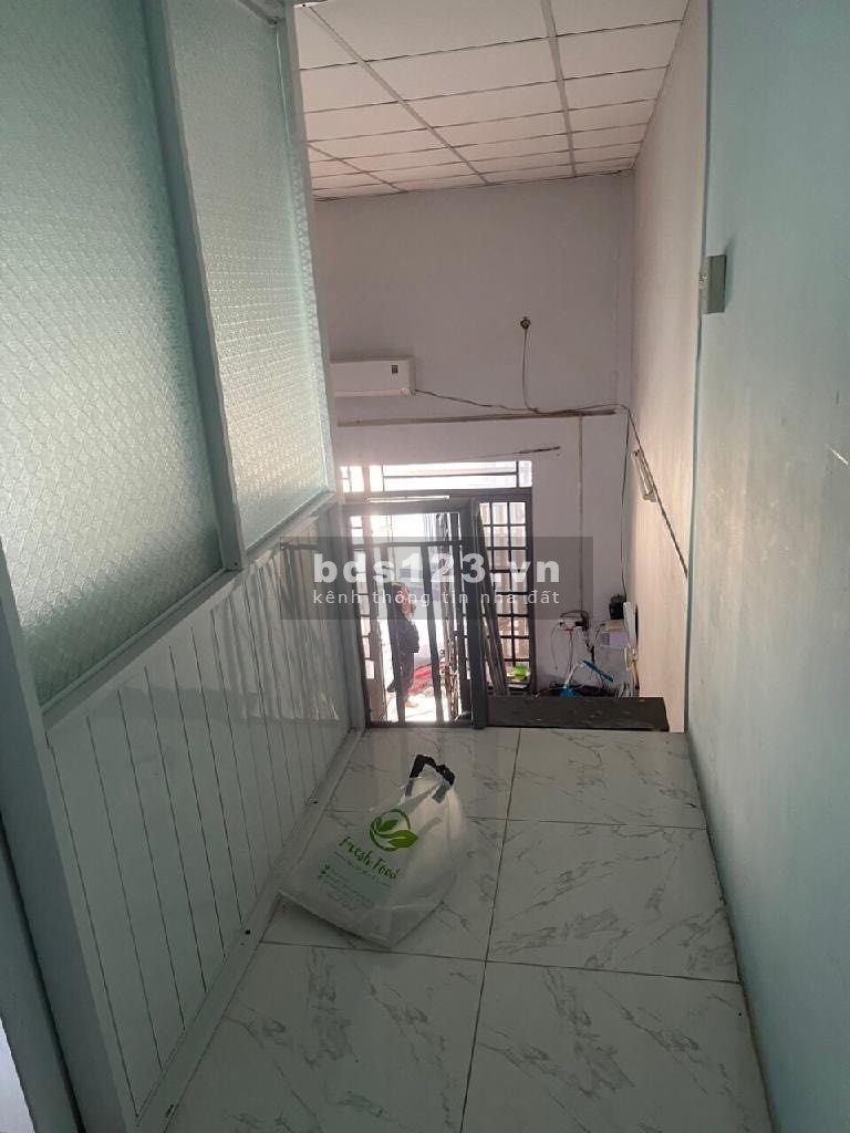 Bán nhà đường Đặng Văn Bi, Trường Thọ, Thủ Đức, 55m2 (4.3m x 12.7m). Giá 4.4 tỷ.