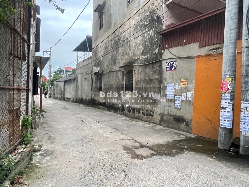 Bán 40m đất thổ cư Thôn Nhì - Vân Nội - Đông Anh 2.7 tỉ