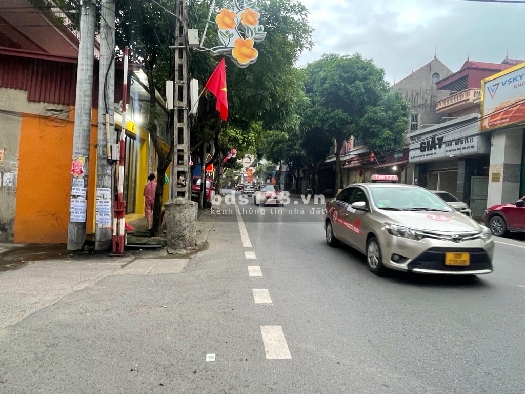 Bán 40m đất thổ cư Thôn Nhì - Vân Nội - Đông Anh 2.7 tỉ