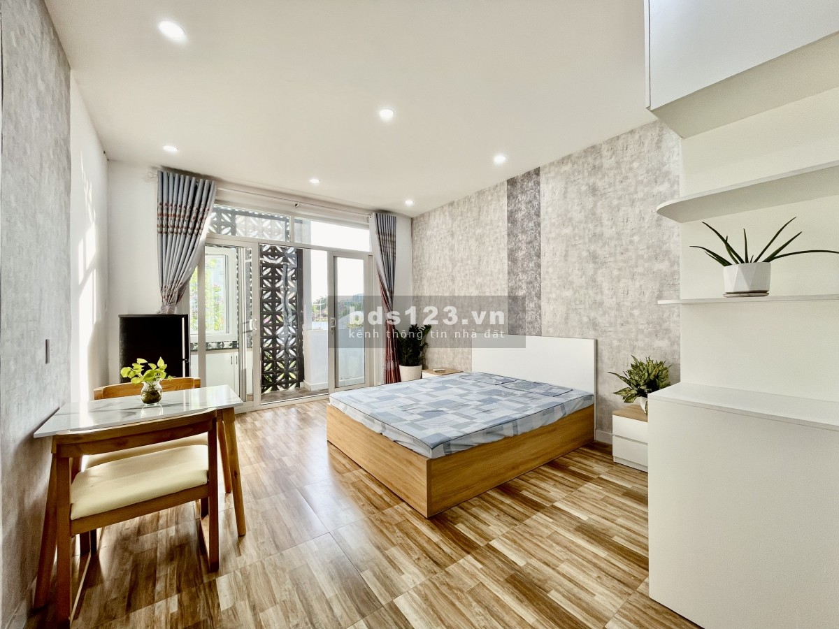 STUDIO Bếp Ngoài Ban Công Siêu Thoáng Gần Ngã Tư Bảy Hiền, Cộng Hoà quận Tân Bình