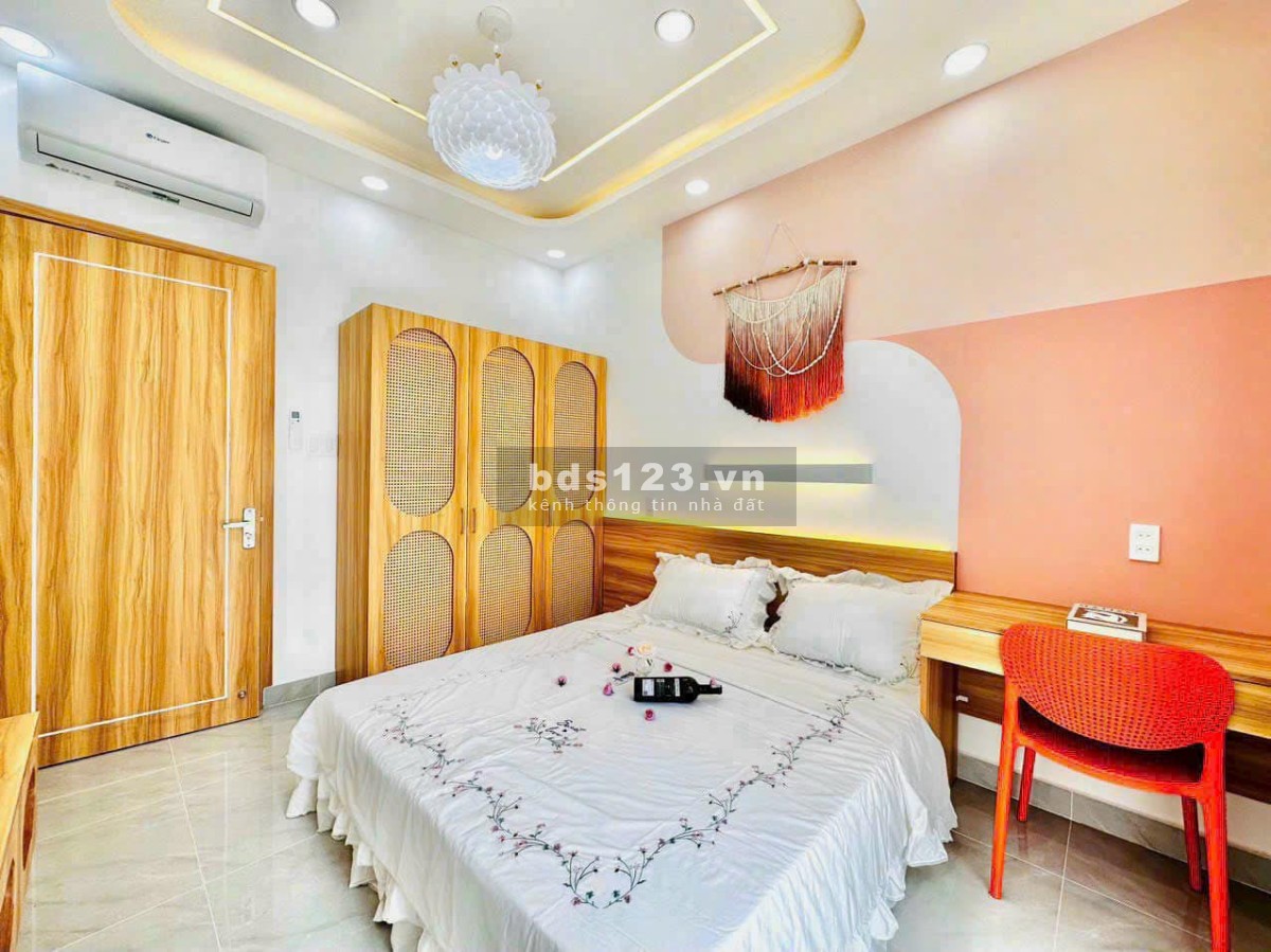 Nhà 51m2 hẻm Dương Bá Trạc P1 Q8 bán gấp chỉ 2ty150 gần ngay Trường TH Rạch Ông, qua Q7 chỉ vài phút
