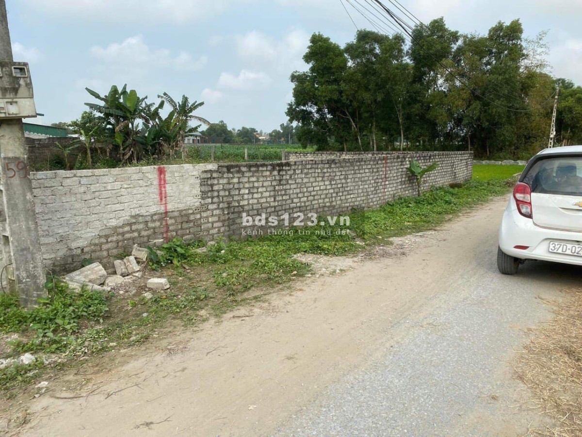 Bán nhanh lô đất đẹp Nghi Phong đường nhựa 8M giá chỉ 10,X