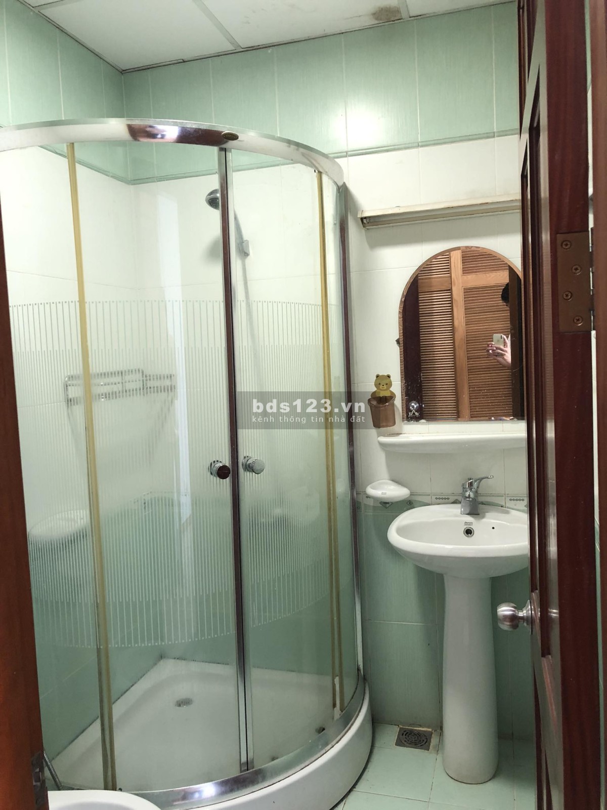Cần cho thuê căn hộ Indochina Quận 1, Dt : 115m2, 3PN, 2WC, Giá : 15.5 tr/th, Có Đầy Đủ Nội Thất