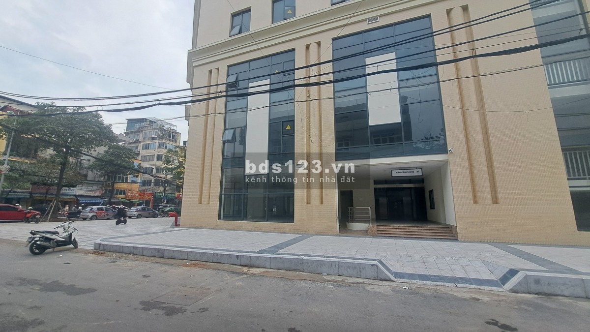 Chủ đầu tư BRG GROUP cho thuê tòa nhà văn phòng Rosary 181 Lạc Long Quận