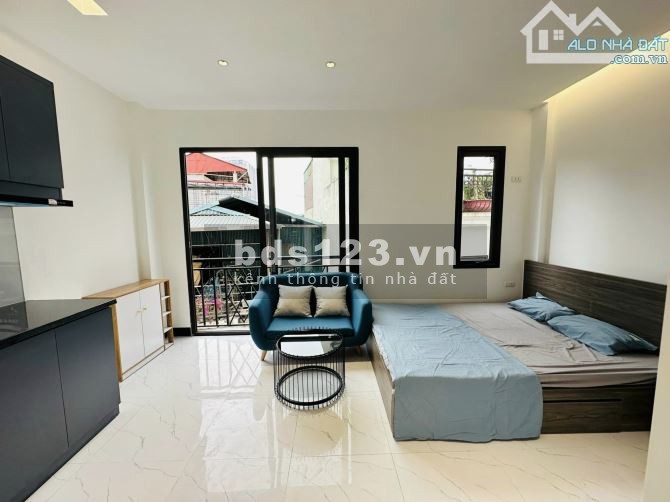 Hot bán nhà Cố Nhuế, ô tô, lô góc, ngõ thông, full nội thất, 40M2, nhỉnh 4 tỷ
