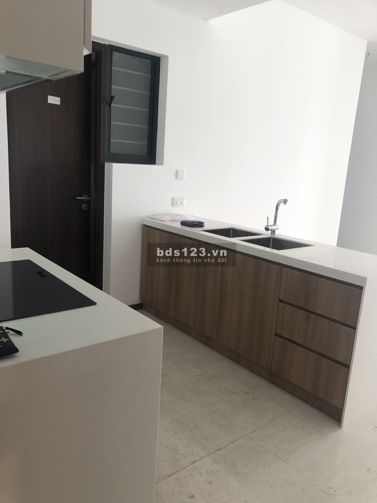Chính chủ gửi bán căn hộ 2PN One Verandah giá thiện chí 5,6 tỷ nội thất cơ bản 80m2