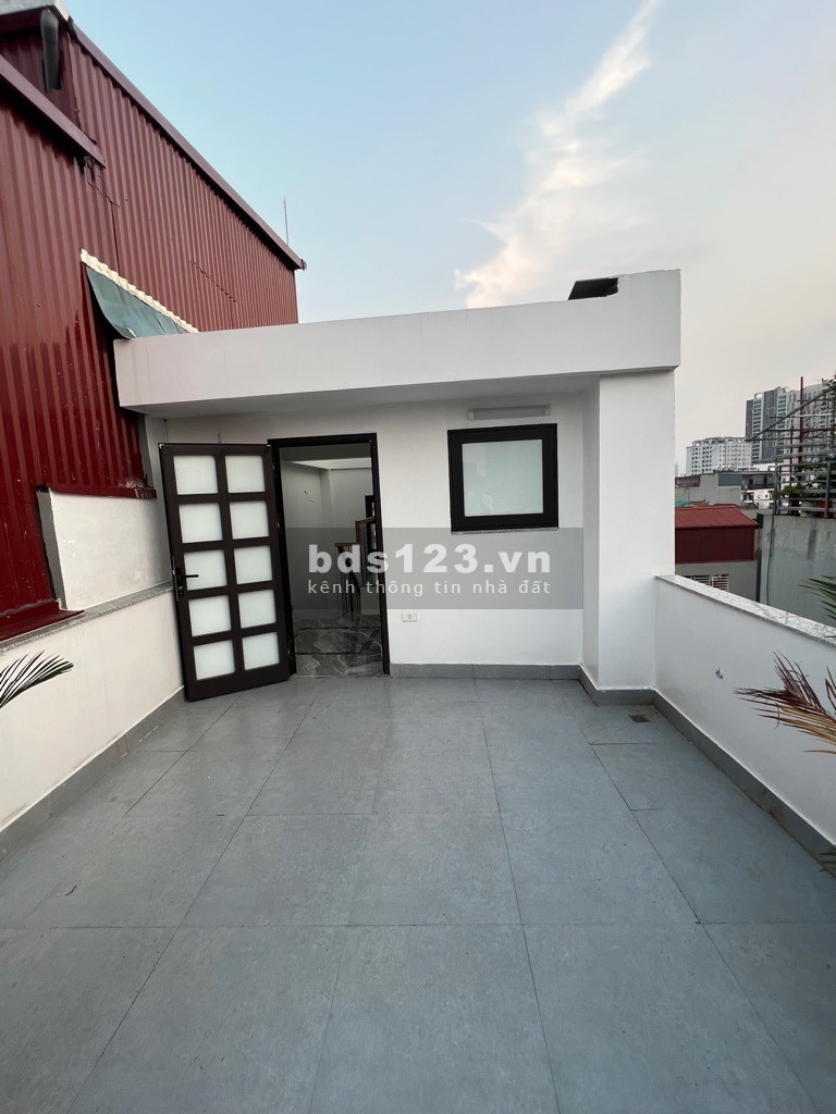 Bán nhà Nguyễn Chí Thanh, Đống Đa 6 tầng thang máy. MT 4,1m. 14,8 tỷ
