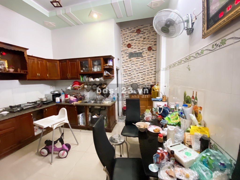 Bán nhà hiếm đường Phạm Văn Đồng, Trường Thọ, Thủ Đức 143.5 m2. Giá 6.5 tỷ.