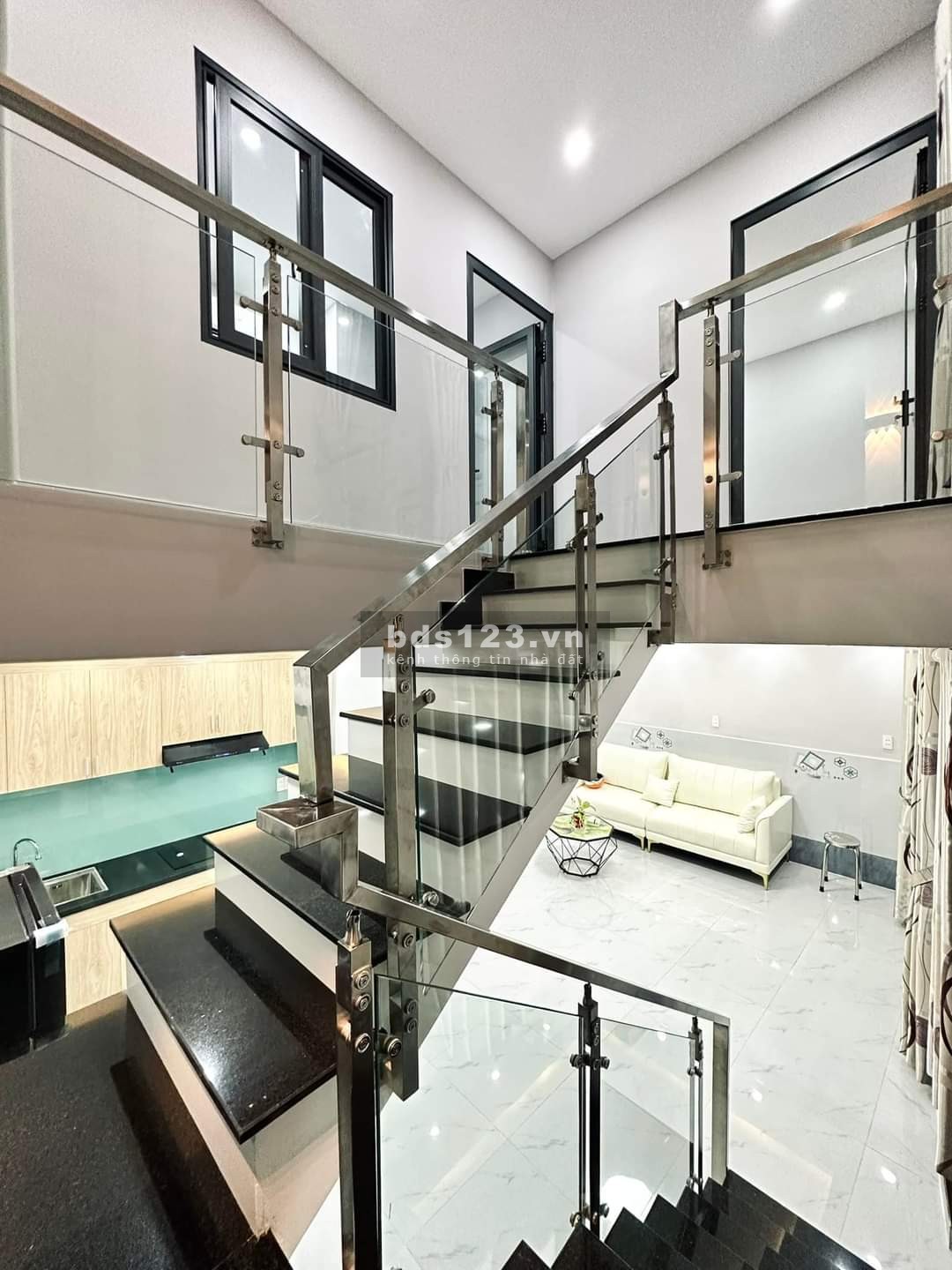 Nhà đẹp full nội thất đường Phan Văn Trị. Ngang 6.6m nở hậu 7.8m. Gía 3.7 tỷ