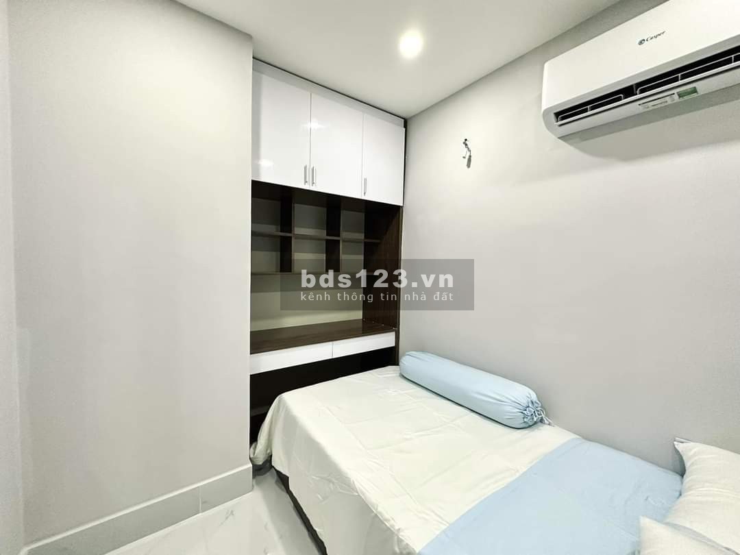 Nhà đẹp full nội thất đường Phan Văn Trị. Ngang 6.6m nở hậu 7.8m. Gía 3.7 tỷ