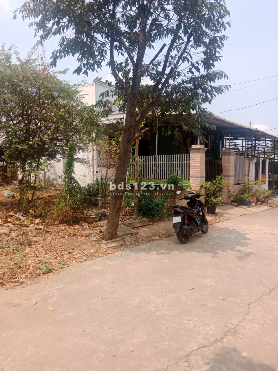 Chính chủ cần bán gấp lô đất 100m2 sát bên khu công nghiệp sầm uất