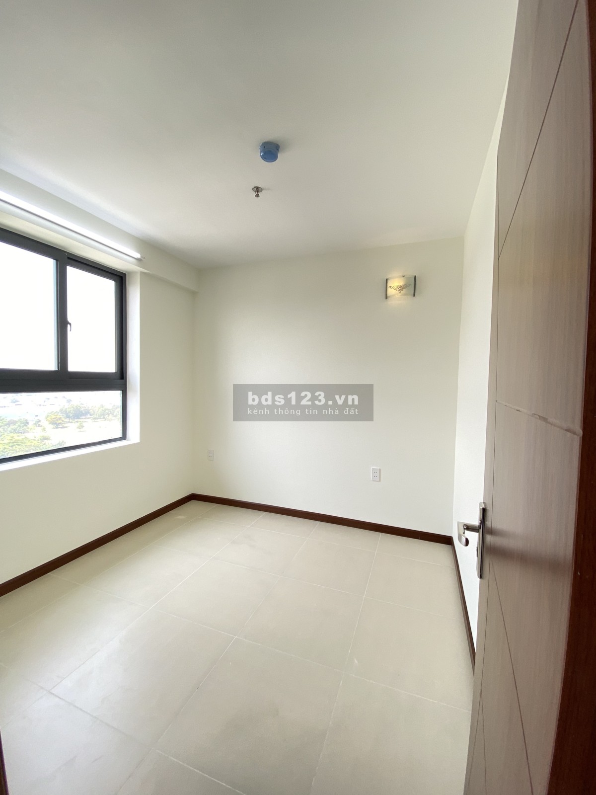 Thuê nhà giá siêu rẻ tại IRIS TOWER chỉ có 3.8tr căn 2PN,TẠI KCN VSIP1 Thuận An Parkview Bình Dương