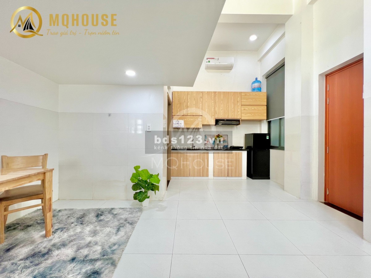 Căn hộ Duplex Cửa Sổ Lớn Đối Diện Gần Ngã tư Bảy Hiền quận Tân Bình