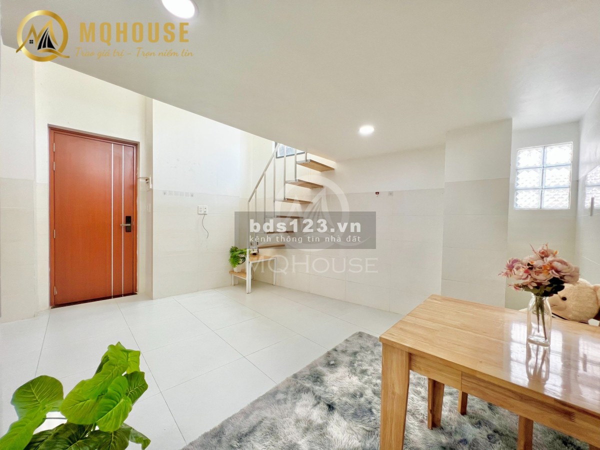 Căn hộ Duplex Cửa Sổ Lớn Đối Diện Gần Ngã tư Bảy Hiền quận Tân Bình