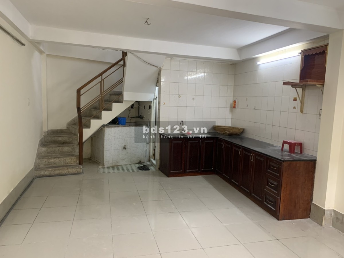 Nhà 3 tầng, hẻm 8M số 253 Hà Tôn Quyền, DT: 4X14m - 3PN 3WC - 14TR/TH
