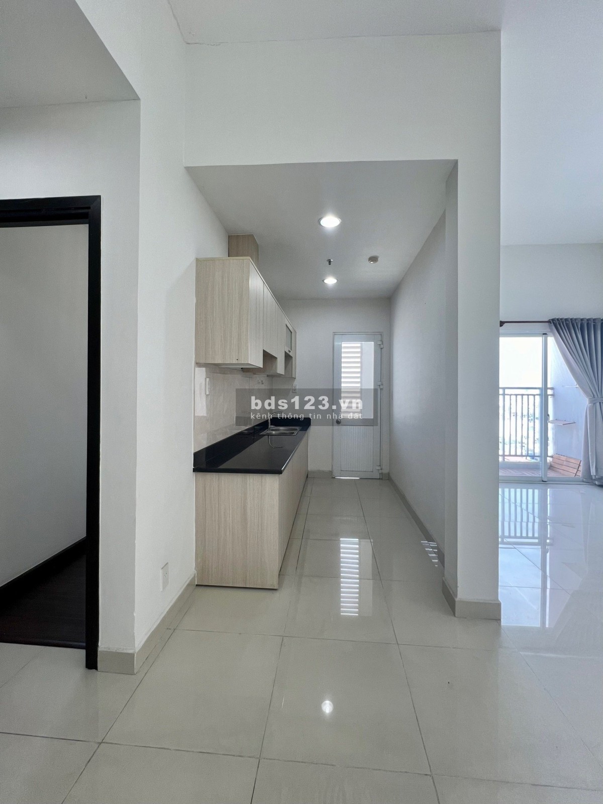 Chung Cư Carillon 2 - Tân Phú 90m2 3PN, 2WC, 12tr. Giao nhà trống, nhà mới, căn góc