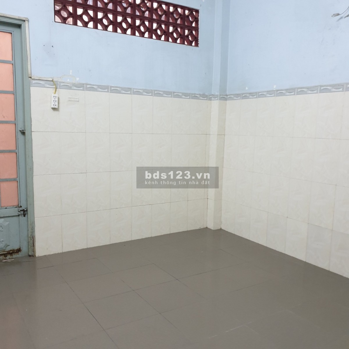 Cho thuê phòng trọ sạch đẹp có sân thượng thoáng mát gần bến xe siêu thị chợ