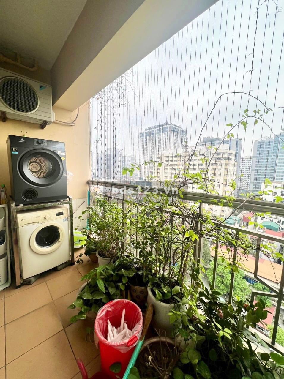 Cho thuê chung cư Ruby Garden - Tân Bình 2PN 85m2 9tr/tháng. Nội thất sẵn. Tầng cao thoáng mát
