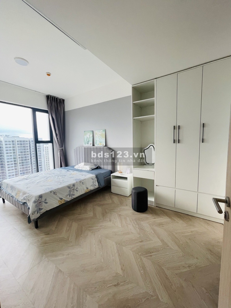 Căn hộ 74m2 Masteri Centrel Point cho thuê giá rẻ