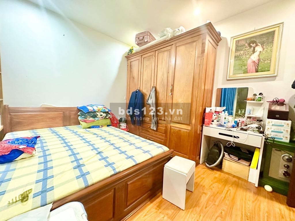 Gia đình cần bán căn hộ khu đô thị Vĩnh Hoàng