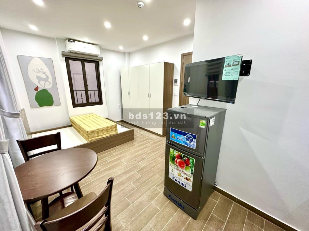 CCMN Giải Phóng 10M ra mặt phố 84M2 X 7 tầng thang máy 18PKK giá 15 tỷ