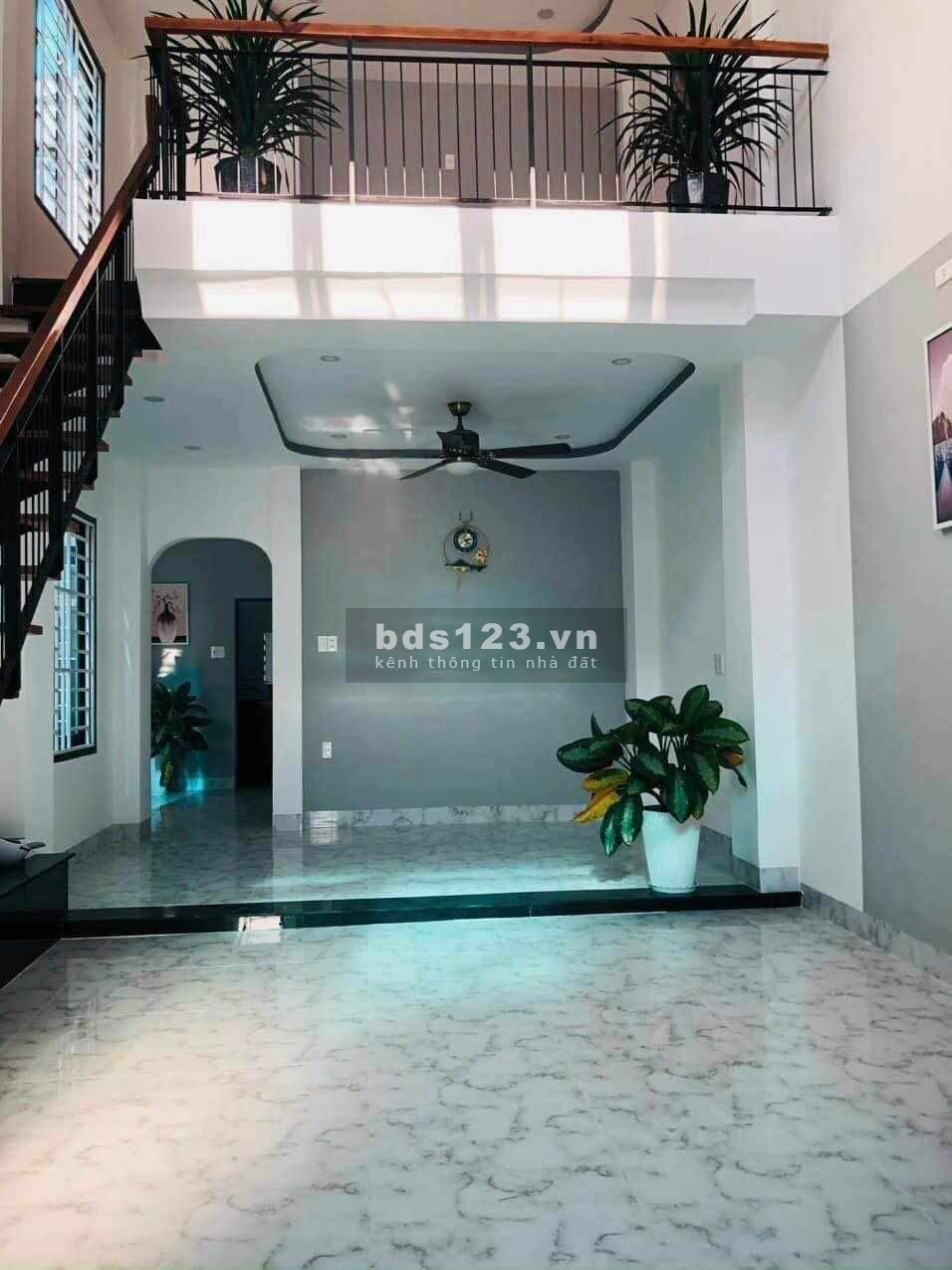 Chính chủ cần bán nhanh nhà 2 mặt tiền trung tâm Nha Trang