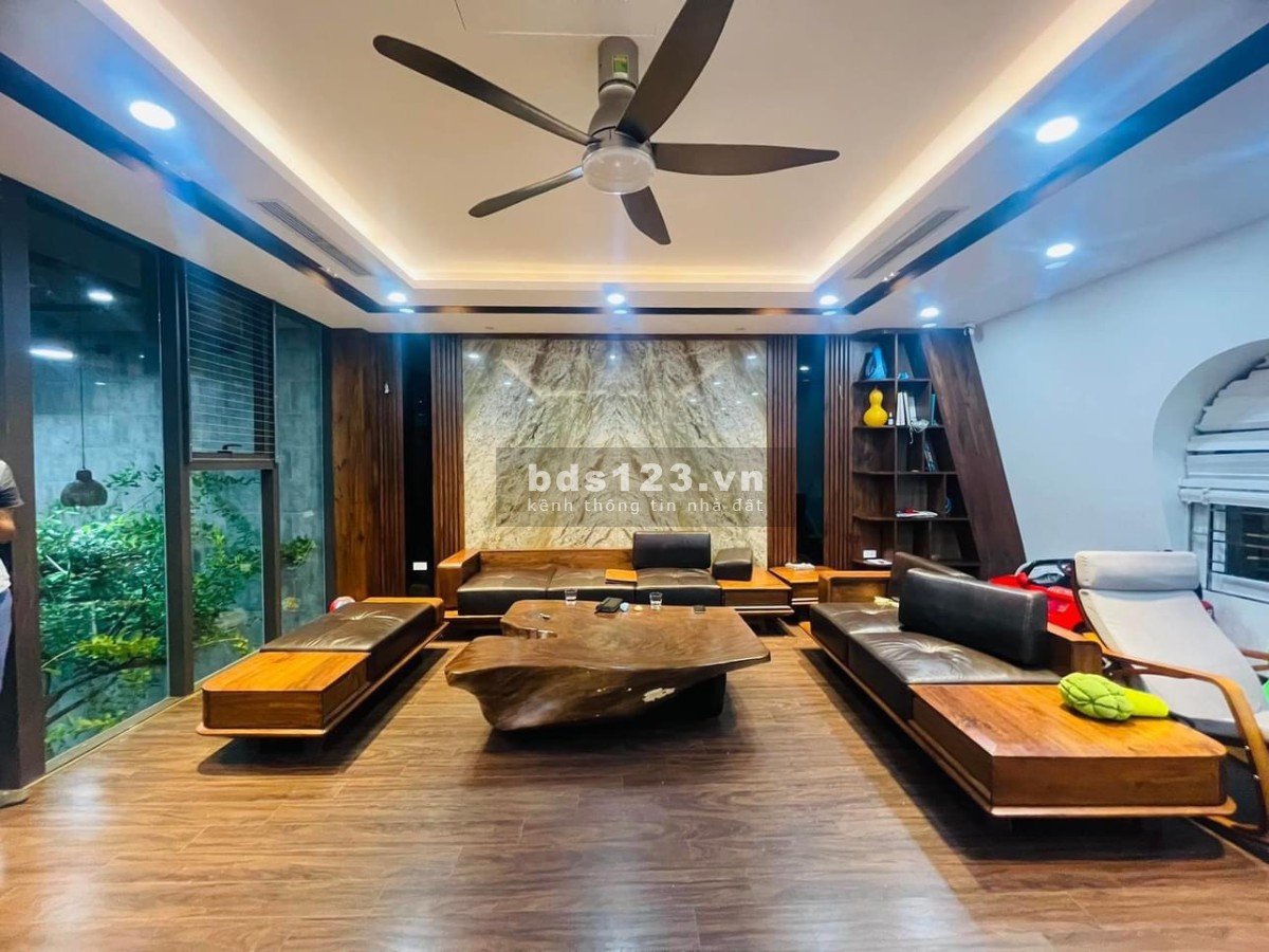 Cần bán tòa nhà 100m2 xây 7 tầng, mt 7m mặt phố Võ Thị Sáu, quận Hai Bà Trưng, Hà Nội.