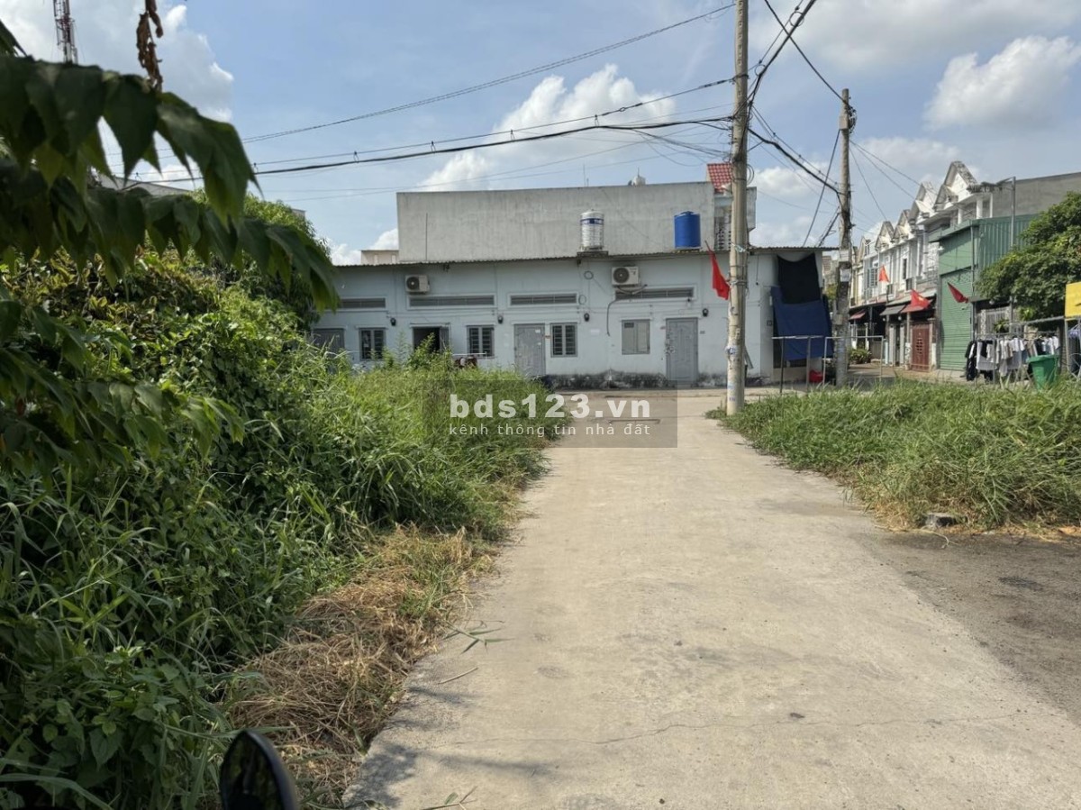 Cho Thuê Đất Trống Căn Góc 3 Mặt Tiền Thạnh Xuân 52 Quận 12