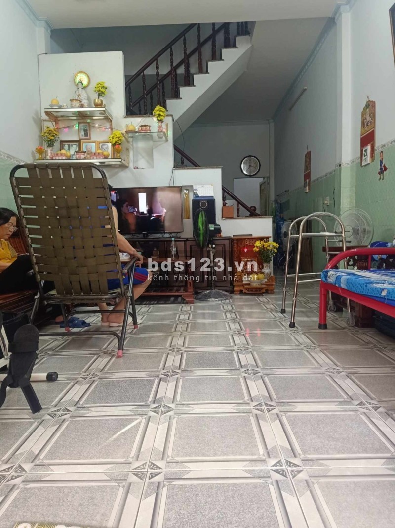 Mặt tiền Đông Thạnh giáp Trần Thị Dối quận 12, Hóc Môn - Tiện kinh doanh - Ô tô vào nhà. Chỉ 2.15 tỷ